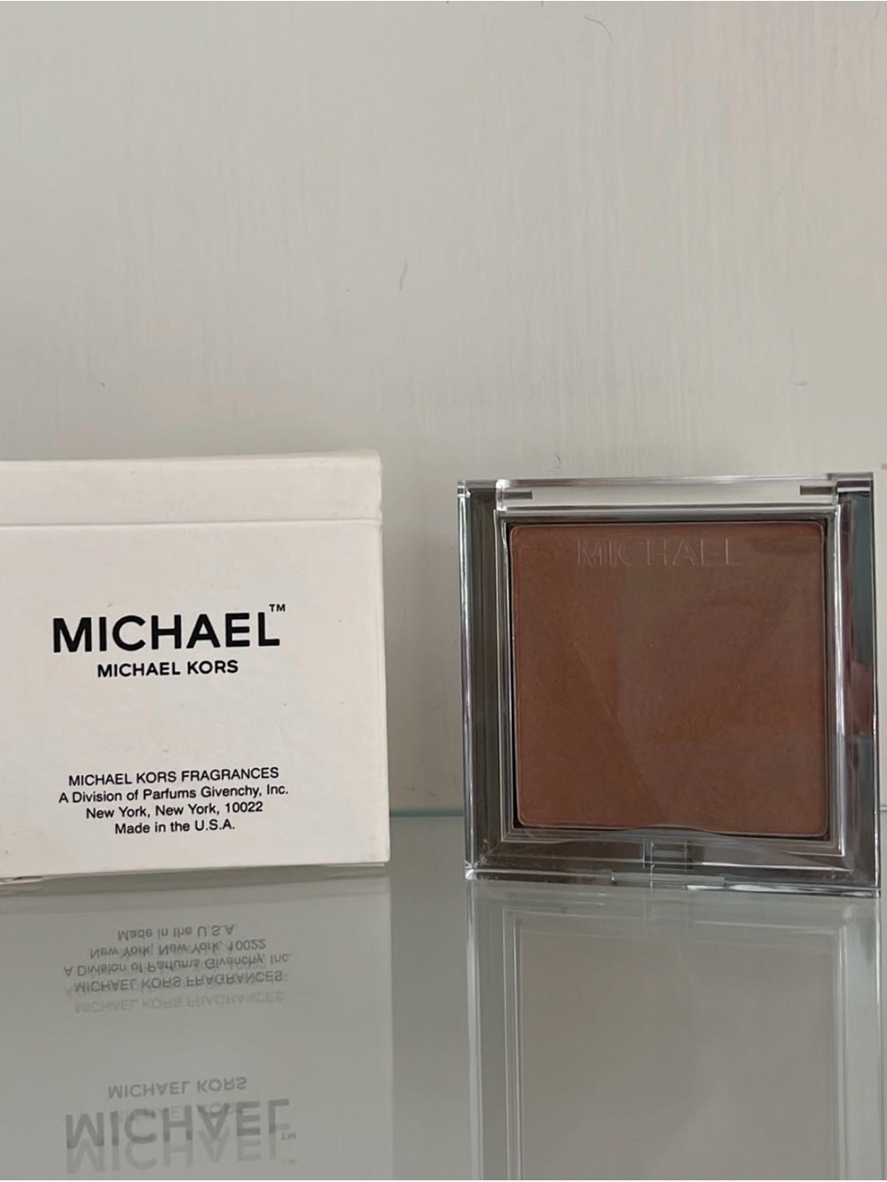 Michael Kors Glam Makeup Bronzer NIB